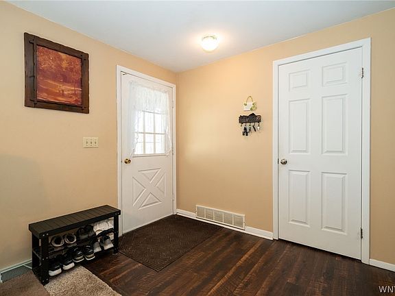 3rd image of 3220 Ransom Road Ext