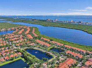 1241 Weeping Willow Way #1241, Hollywood, FL 33019