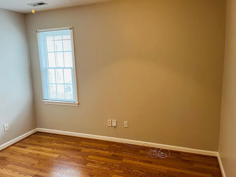 155 Woodstream Way — Photo 28