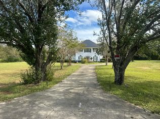 1039 Log Ln, Headland, AL 36345