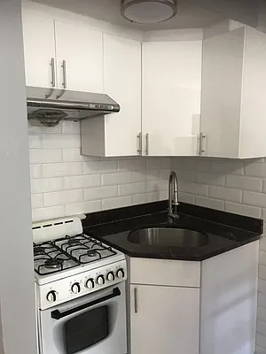 Rented by Four Seasons of NY Inc | media 8