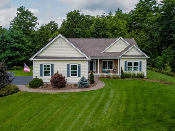 6 Swan Circle, Concord, NH 03301