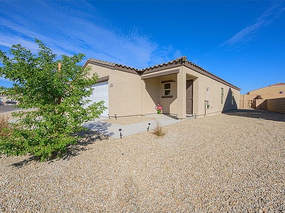 3rd image of 2404 Sandpiper Drive