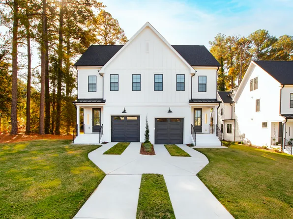1132/1134 Cedarhurst Dr, Raleigh, NC 27609