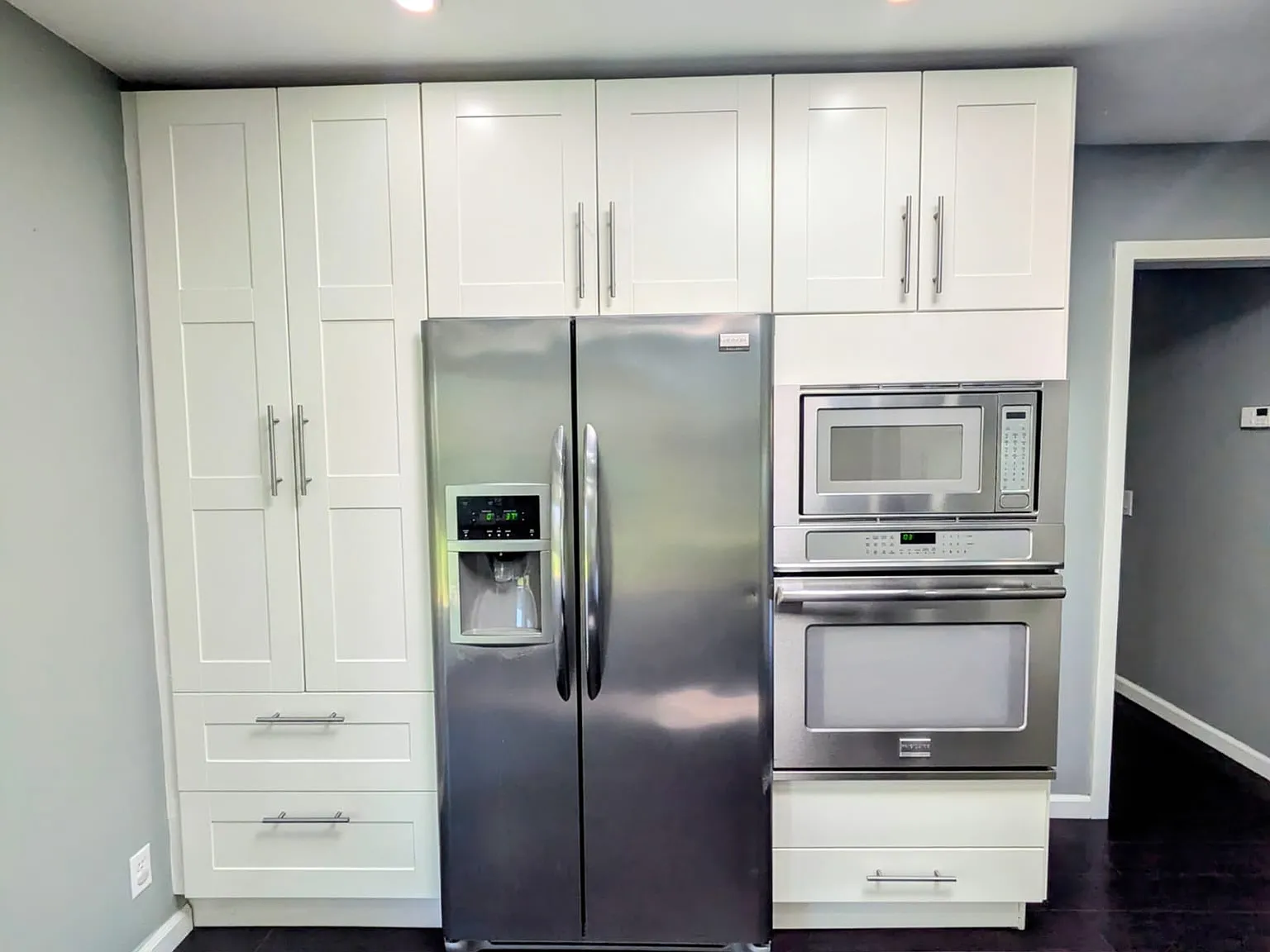 3 bed, 1345 sqft, $5,400 — Photo 2