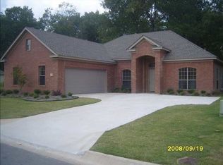 42 Bentley Cir, Little Rock, AR 72210