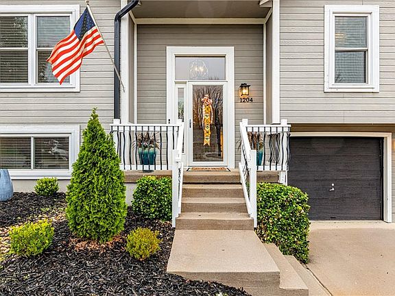 4th image of 1204 Graystone Dr