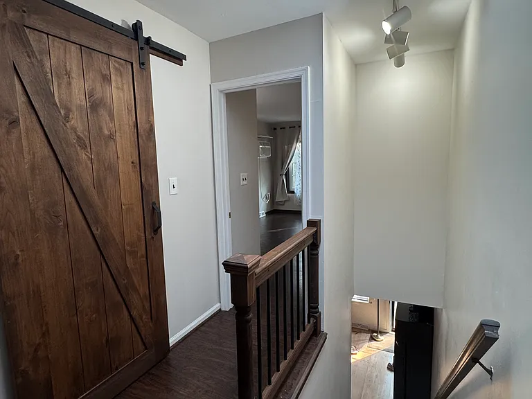 923 Lovering Ave — Photo 24