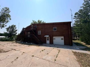 518 W Alice St, Wallace, NE 69169
