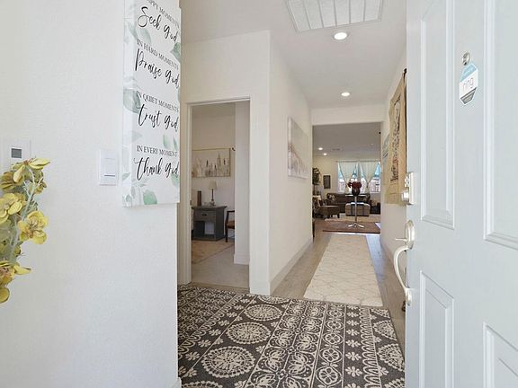 3rd image of 865 Tern Dr