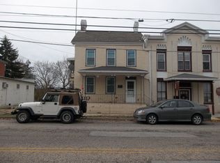 113 Carlisle St APT 1, New Oxford, PA 17350