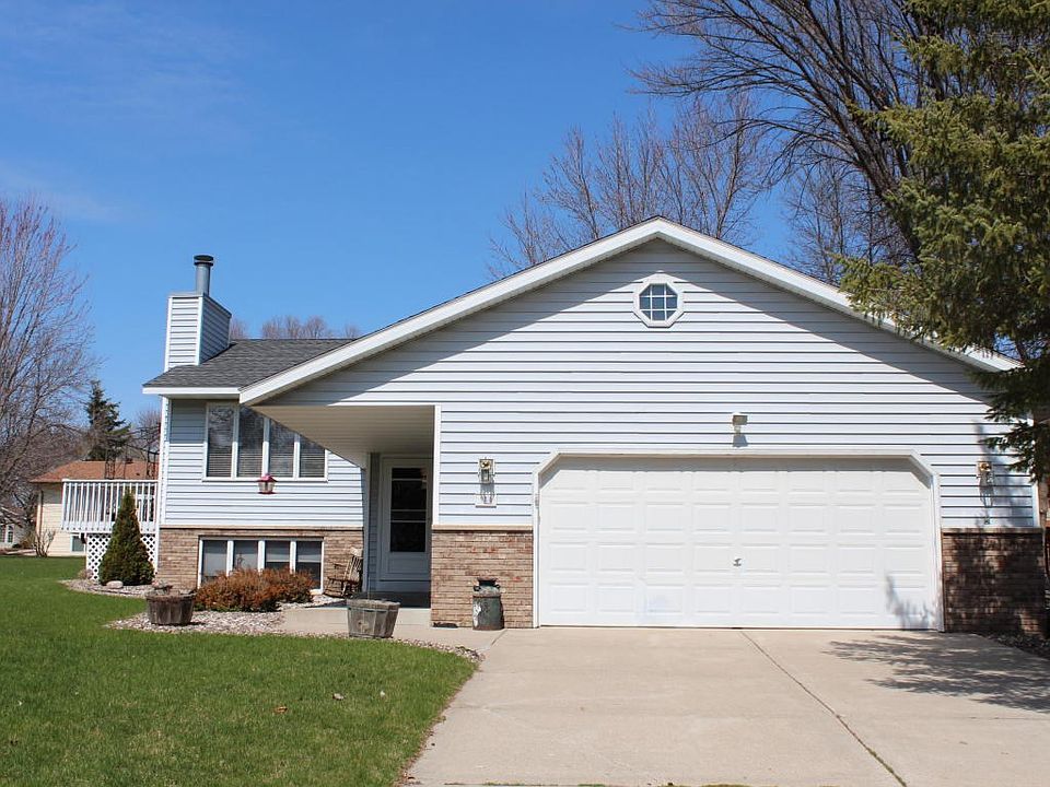 950 Ridgewood Pl NE