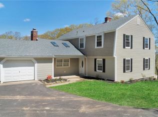 117 Brentwood Dr, North Smithfield, RI 02896