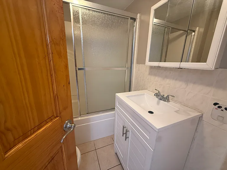 406 Court St #406 — Photo 7