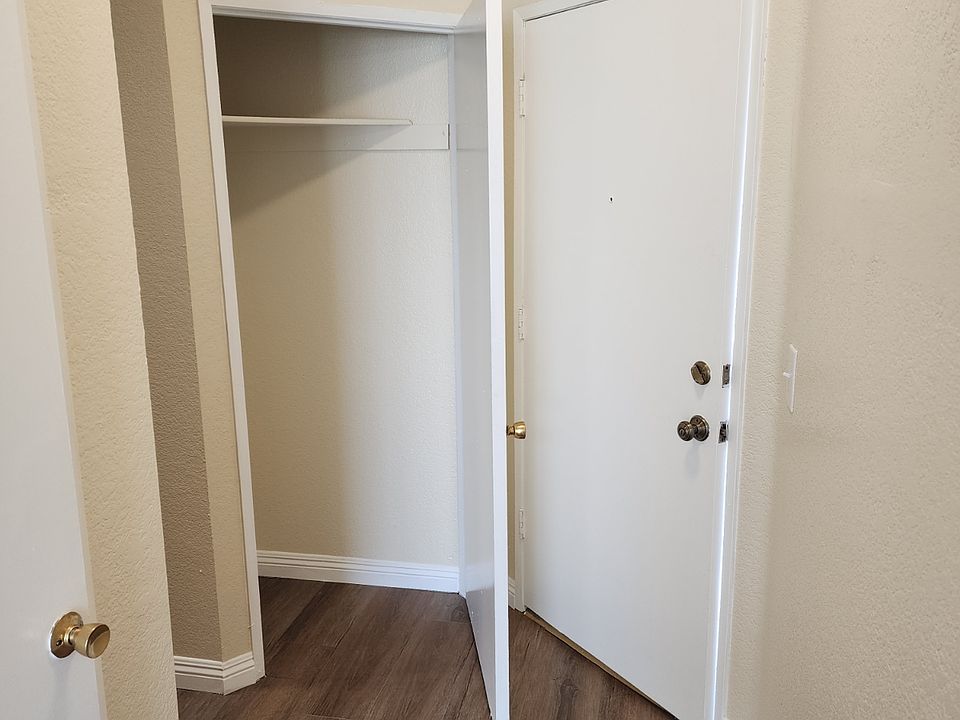 Apt#209 Front Entry Coat Closet