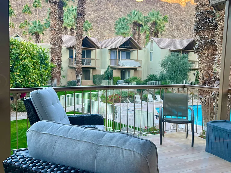 Recliner patio chairs to relax in!