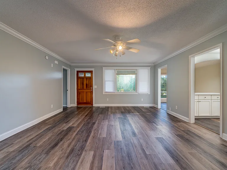 1278 N Pinckney St — Photo 6