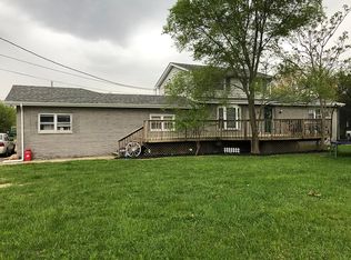 7611 Lincolnway St, Hobart, IN 46342