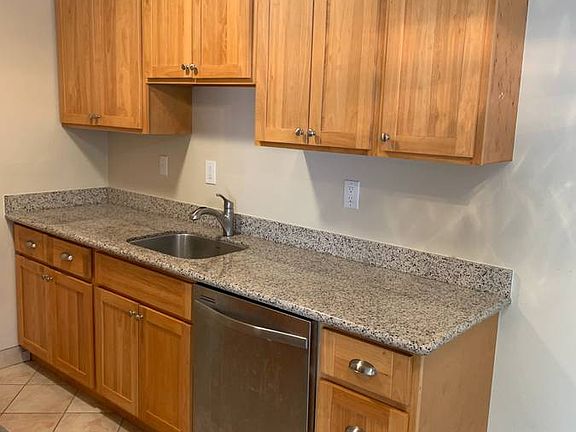 4th image of 3515 25th St APT 105
