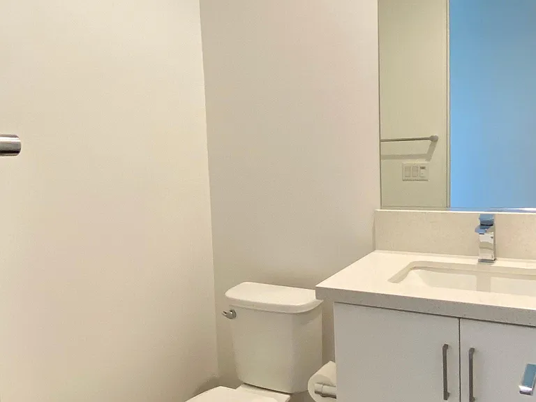 3588 Ambassador Dr — Photo 16