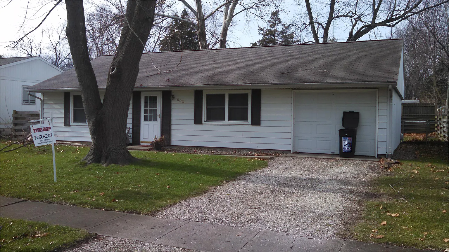 903 Dogwood Dr photo 1