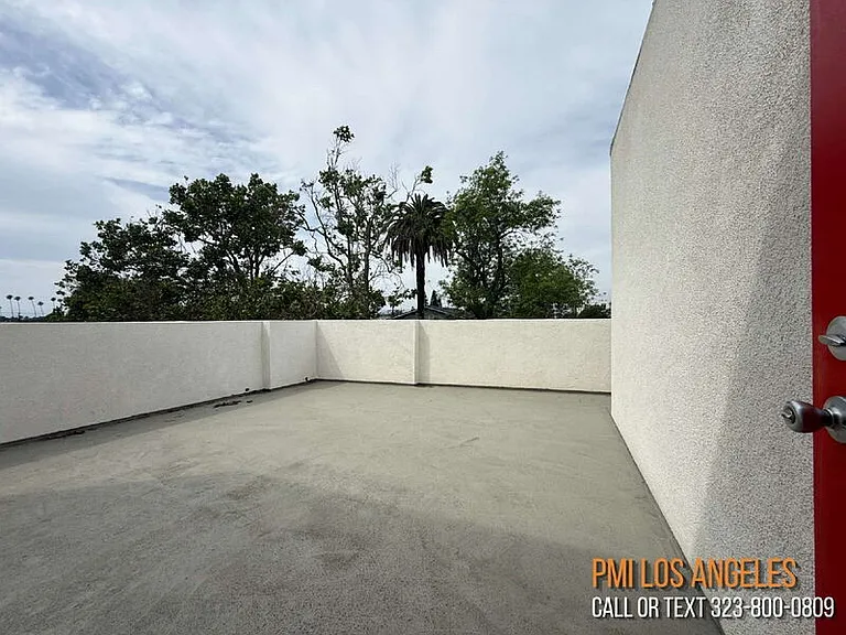1258 Leighton Ave #B — Photo 30