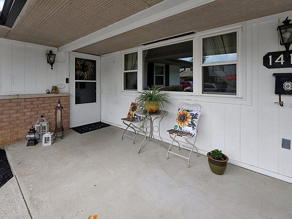 5th image of 1418 Clemens Pl