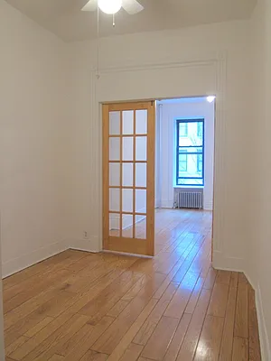 Rented by Chartwell Manhattan Realty | media 6