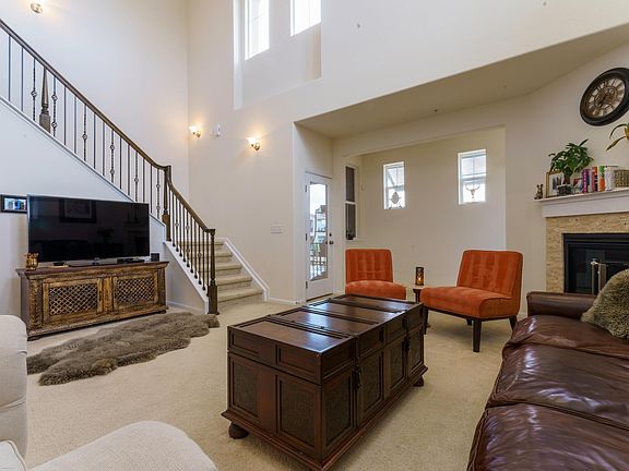 Living Room, balcony access