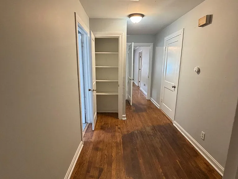 1746 Eldridge Ave — Photo 5