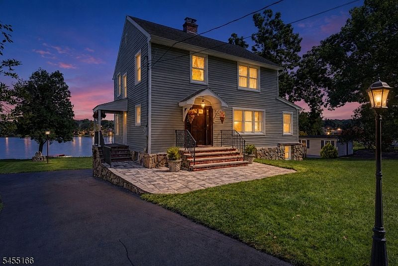 1st image of 21 Musconetcong Ave