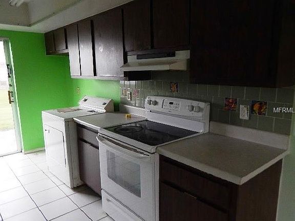 3rd image of 92 Las Brisas Way
