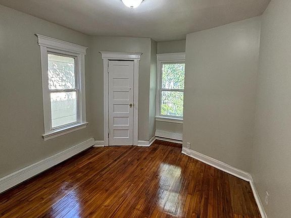 3rd image of 122 N 18th St #2A