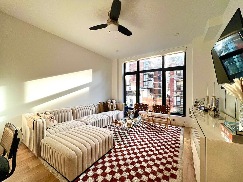 1st image of 249 E 50th St #6A