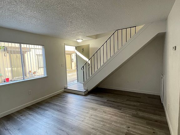 3rd image of 404 U St #C