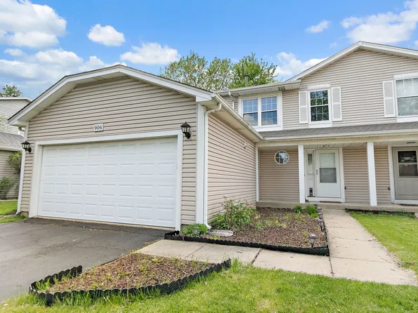 906 Oak Ridge Dr, Streamwood, IL 60107