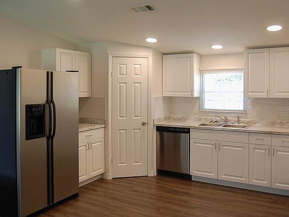 4th image of 4141 Laurel Crest Dr