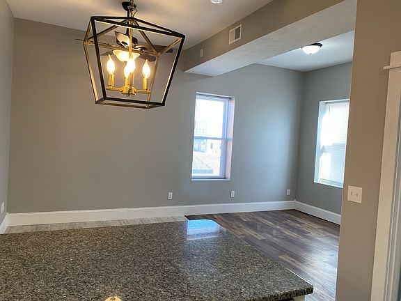 3rd image of 201 West Ave APT 9