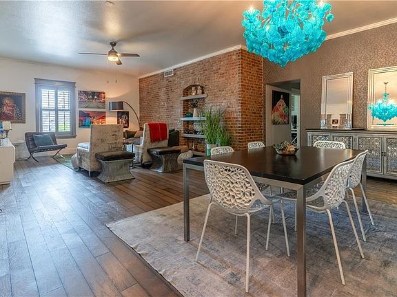 4th image of 1436 Jackson Ave APT 3B