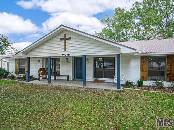 29940 E Social St, Livingston, LA 70754