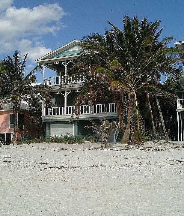 Bonita Beach