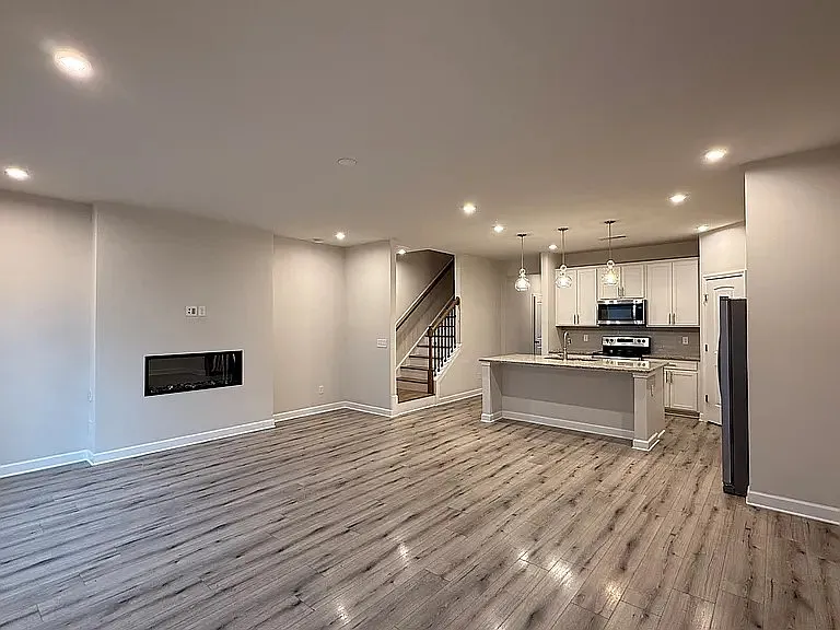 148 Fister Dr