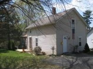 39 Hazel Ave, Amherst, MA 01002