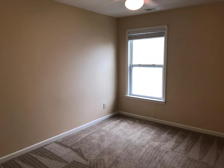 6042 Laurent Ave — Photo 24