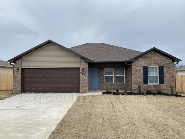 203 Magnolia Ct, Jacksonville, AR 72076