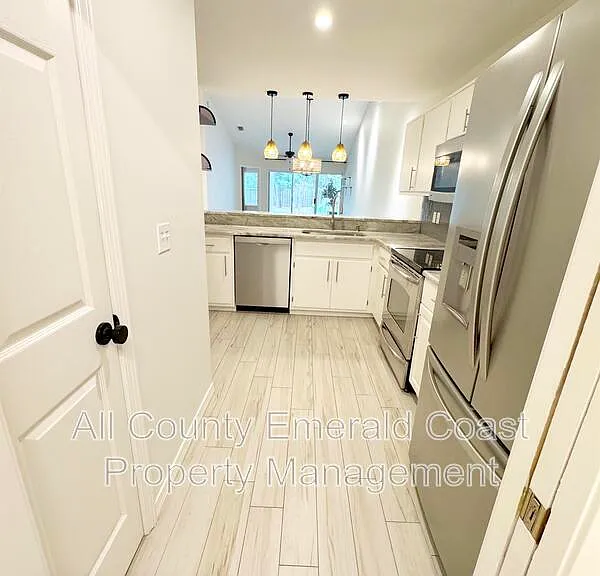 204 Via Largo — Photo 16
