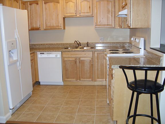 2nd image of 7721 Fayver Ave