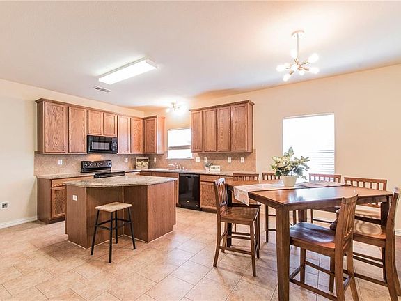 5th image of 3008 Graystone Ct