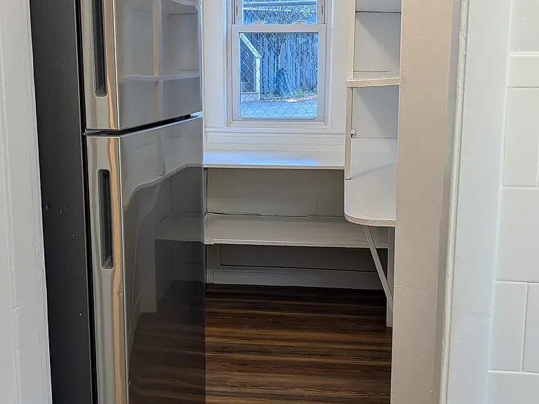 78R Mount Vernon St #1-R — Photo 3