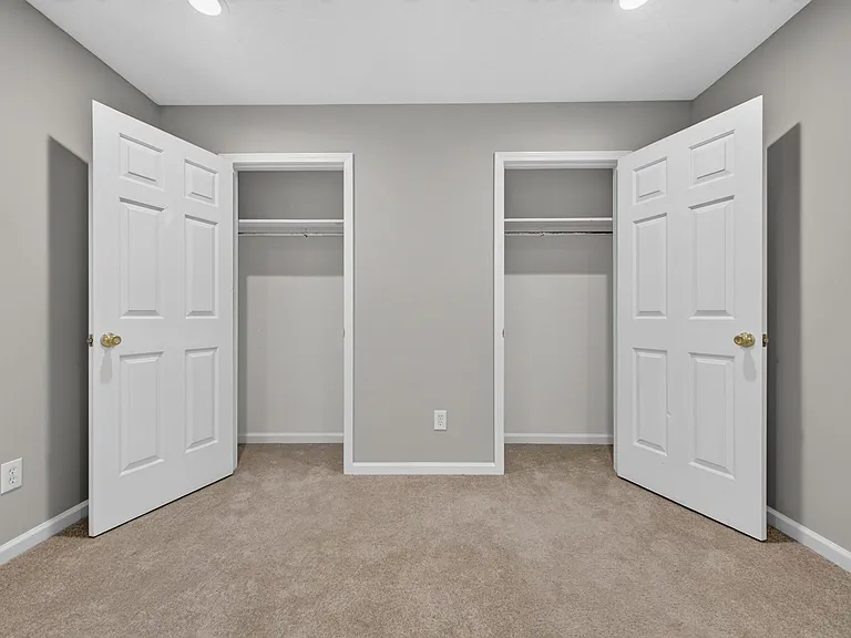 11 Julius Cir — Photo 18